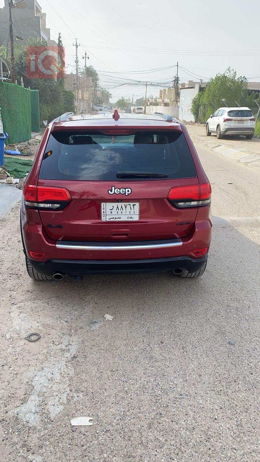 جیپ گراند شیرۆکی